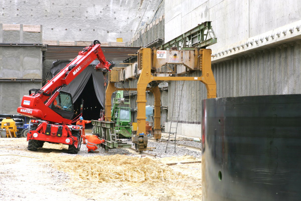 sim_buschtunnel_20060809_03